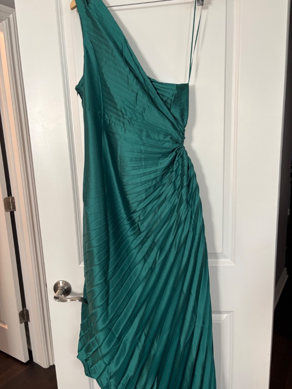 Doesn’t fit can’t return - Picture 3 of 5